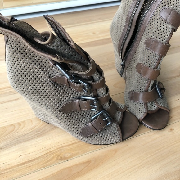 ASH open toed suede heels - Picture 6 of 7